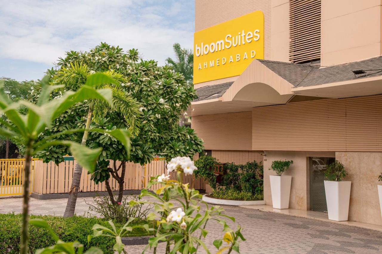 Bloomsuites L Ahmedabad Exterior foto